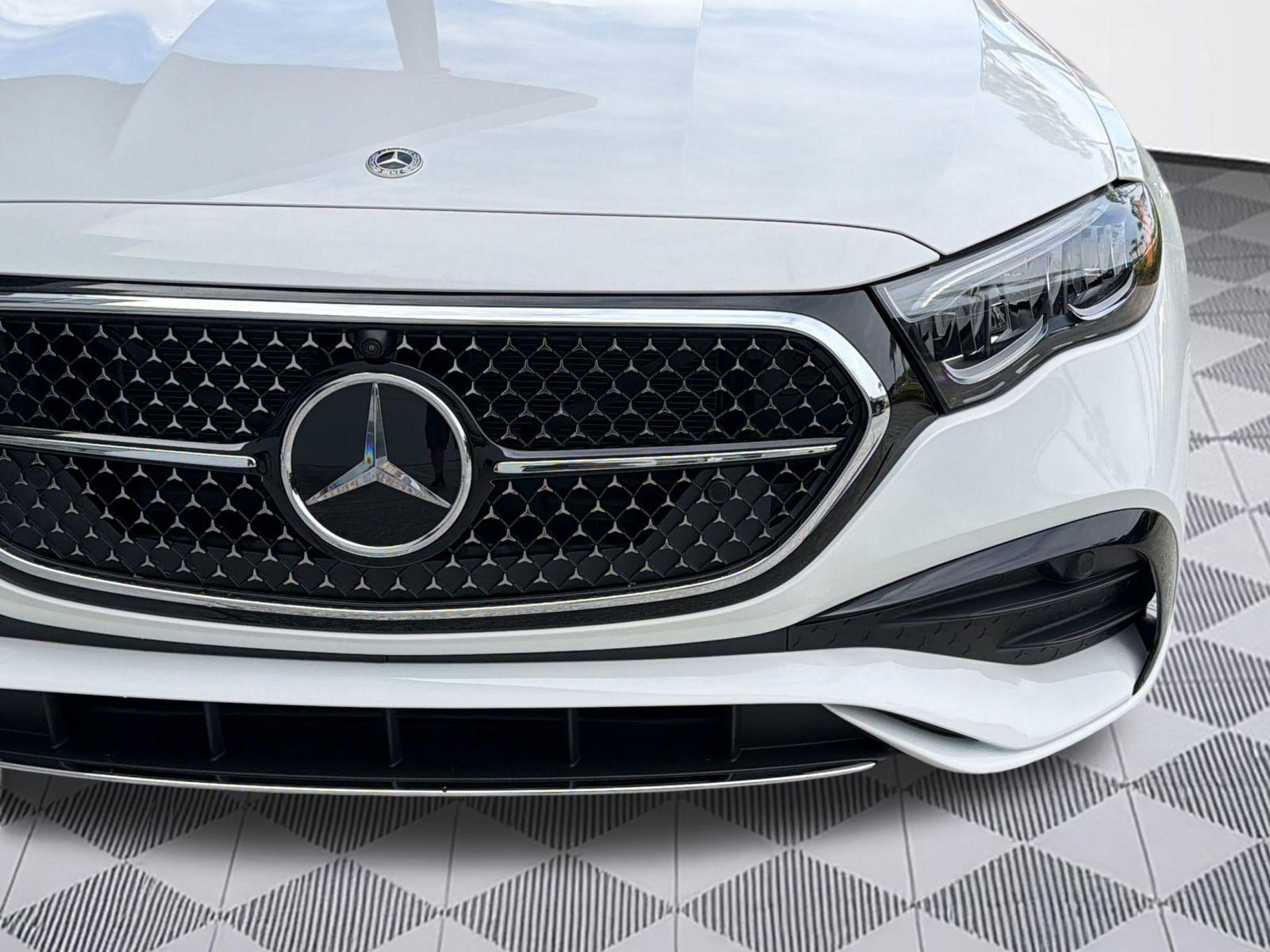 New 2026 Mercedes-Benz E 350 4MATIC Sedan image 11