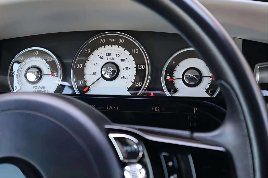 Certified 2015 Rolls-Royce Wraith RWD image 7