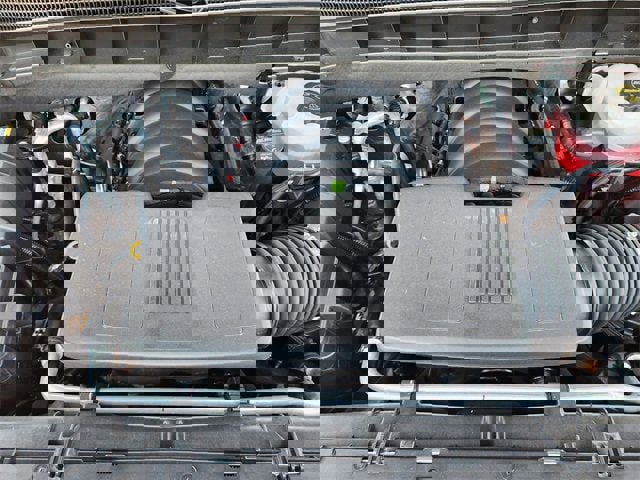 New 2026 GMC Sierra 1500 SLT image 19