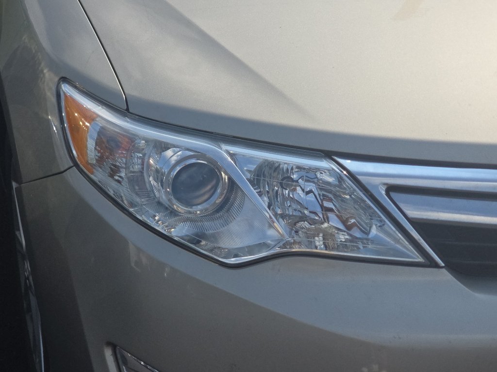 Used 2013 Toyota Camry XLE FWD image 8