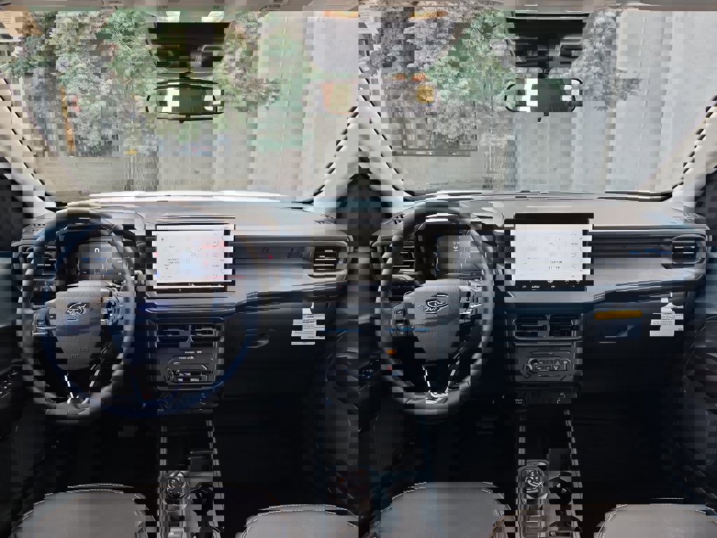 New 2025 Ford Maverick Lobo image 31