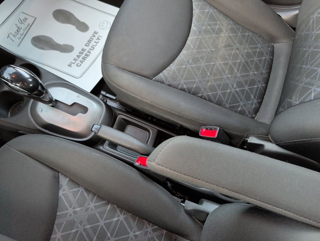 Used 2022 Chevrolet Spark LT w/ Spark Special Edition image 17