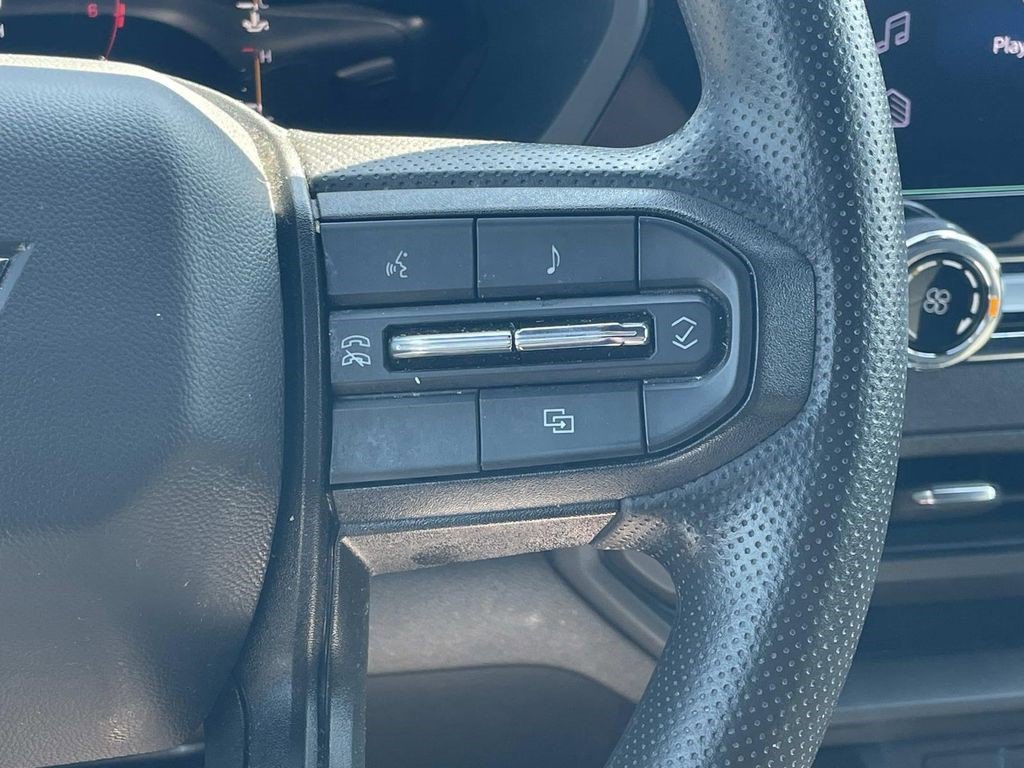 Certified 2023 Chevrolet Colorado W/T w/ Technology Package image 28