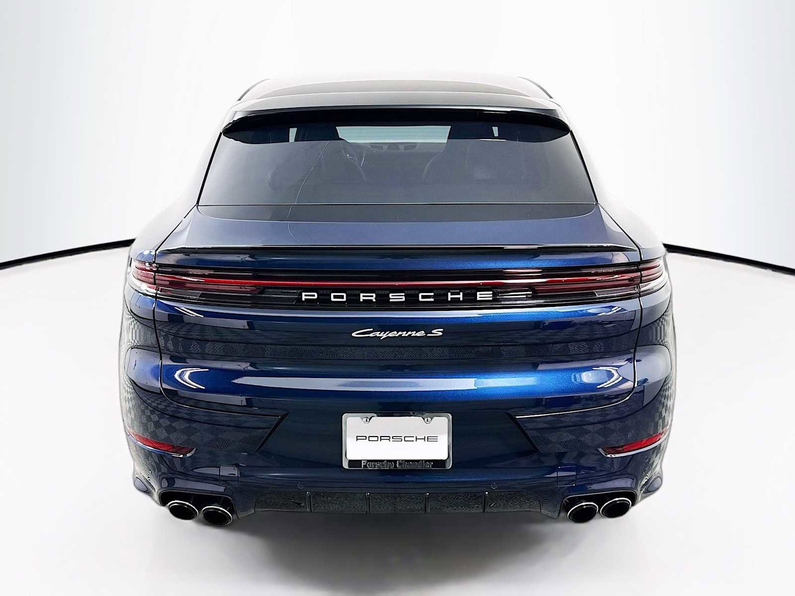 New 2026 Porsche Cayenne S image 10