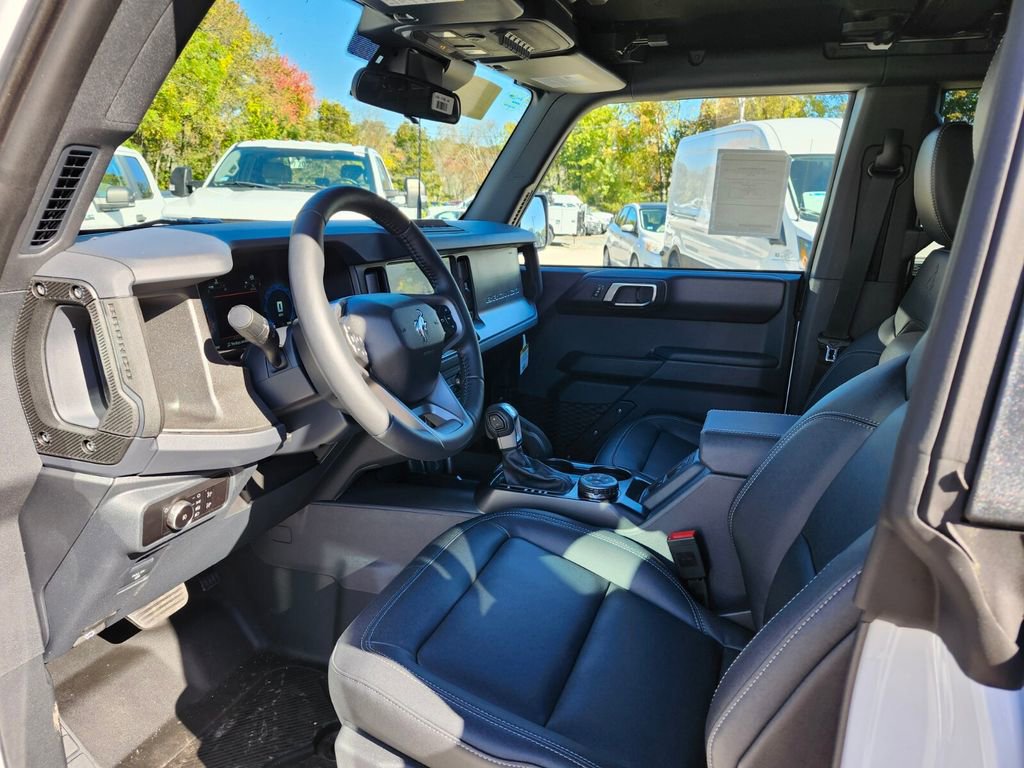 New 2025 Ford Bronco Badlands image 17