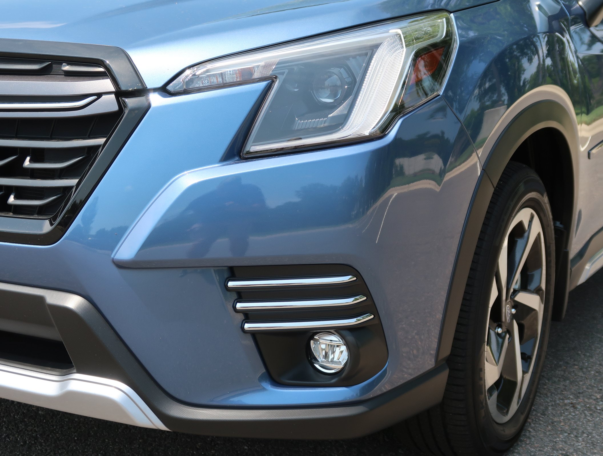 Certified 2023 Subaru Forester Touring w/ Popular Package #3 AWD/4WD image 4