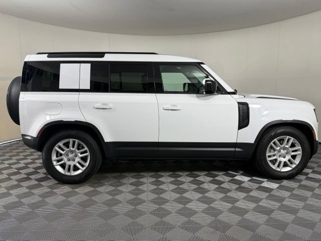 Used 2025 Land Rover Defender 110 S AWD/4WD image 9