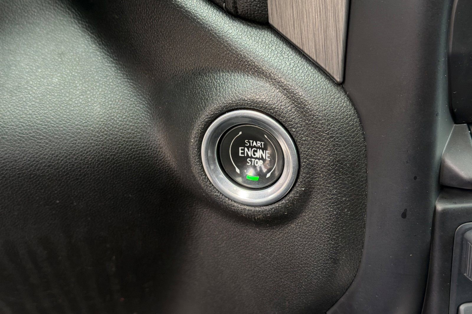 Used 2023 GMC Sierra 2500 Denali image 33