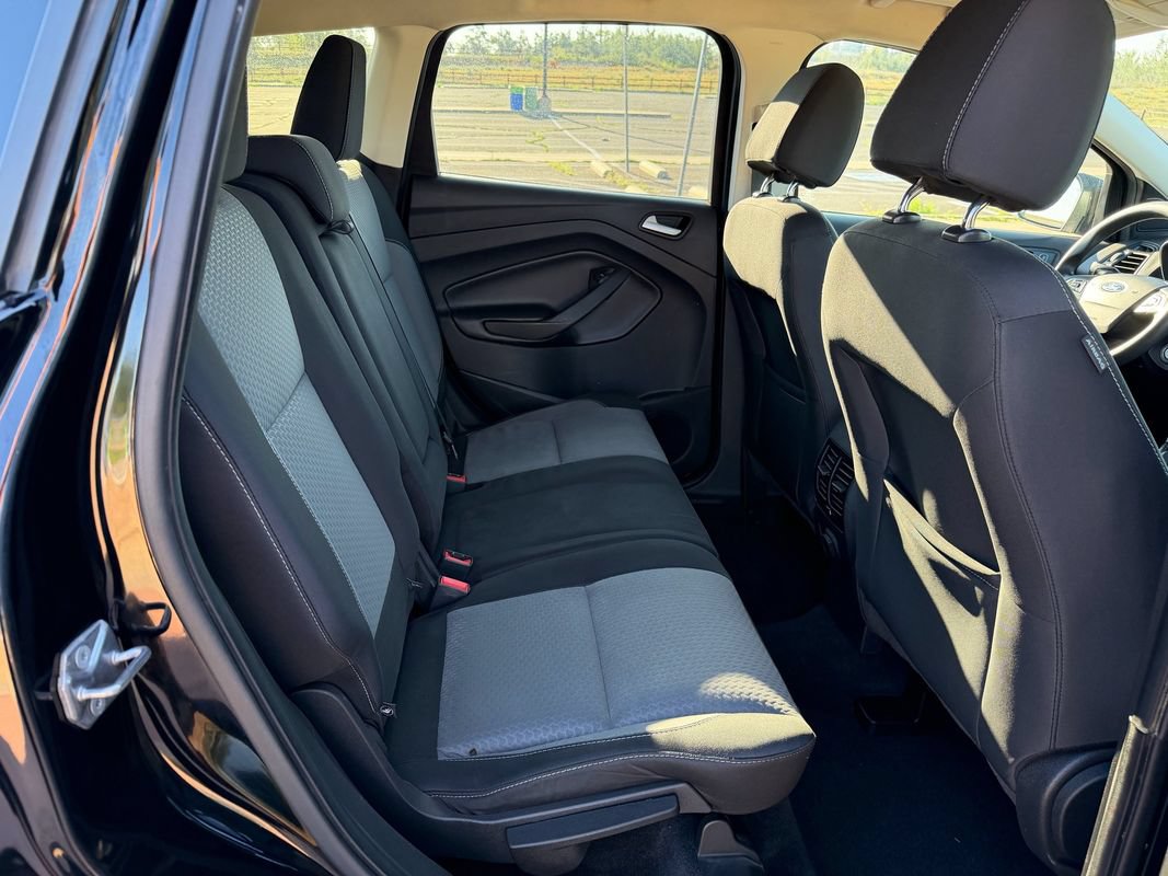 Used 2017 Ford Escape SE AWD/4WD image 17