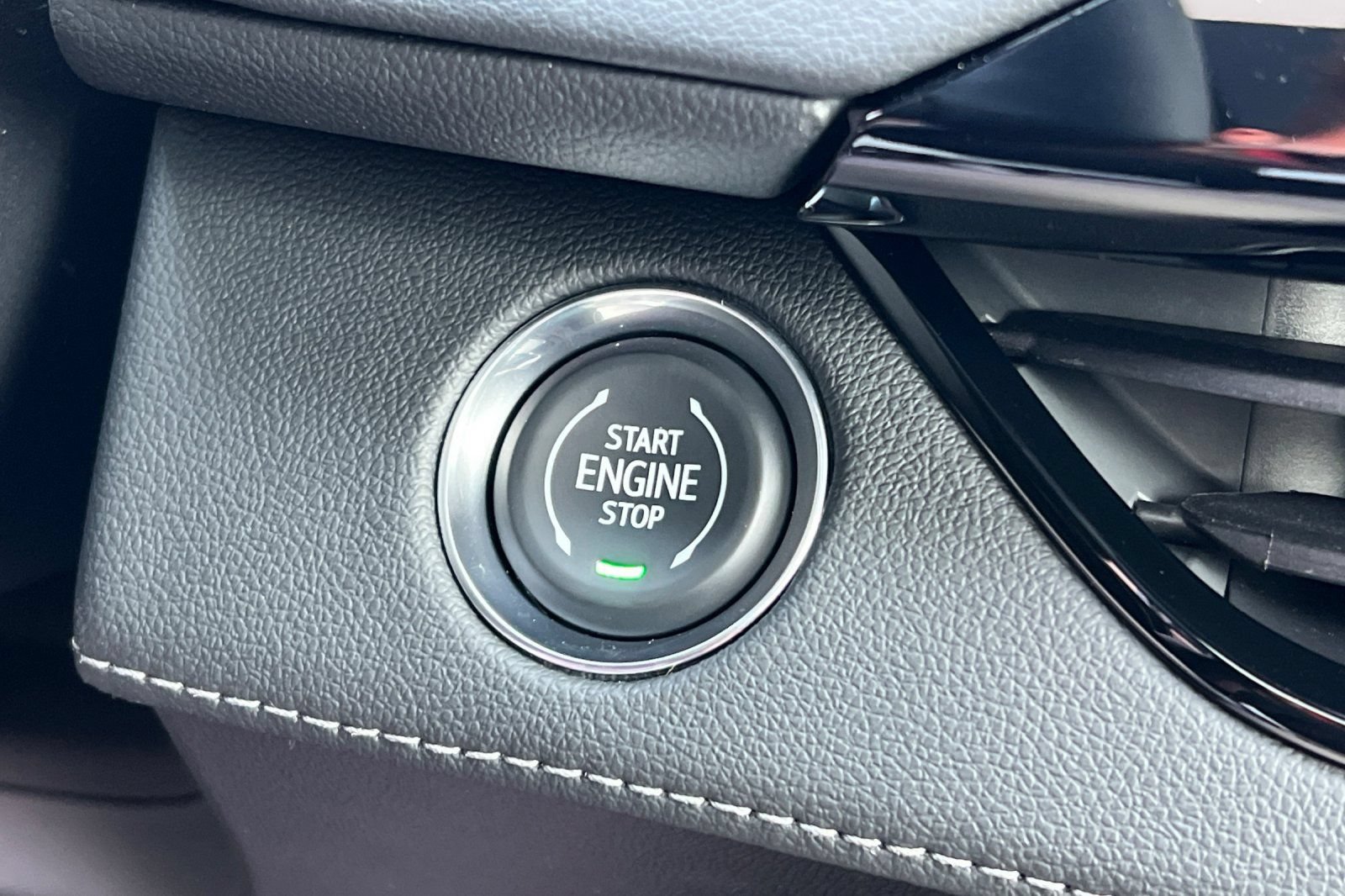 New 2026 Buick Enclave Avenir w/ Super Cruise Package FWD image 22
