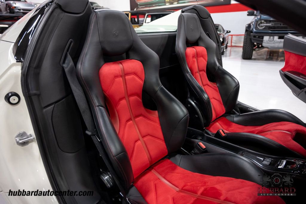 Used 2014 Ferrari 458 Spider RWD image 29