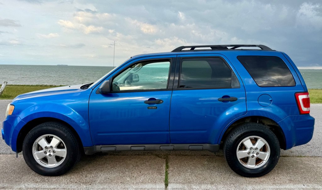 Used 2011 Ford Escape XLT w/ 202A Rapid Spec Order Code FWD image 8