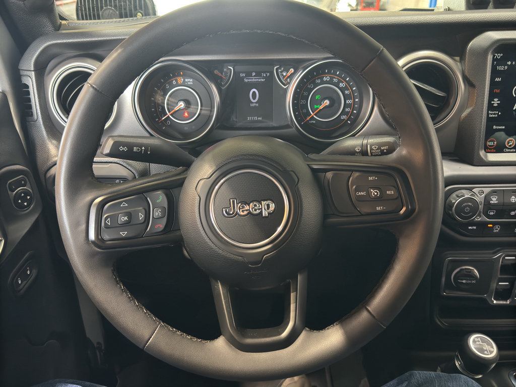 Used 2023 Jeep Gladiator Sport AWD/4WD image 20