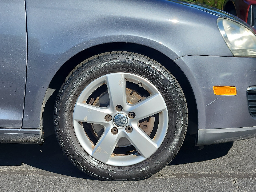 Used 2009 Volkswagen Jetta SE FWD image 13
