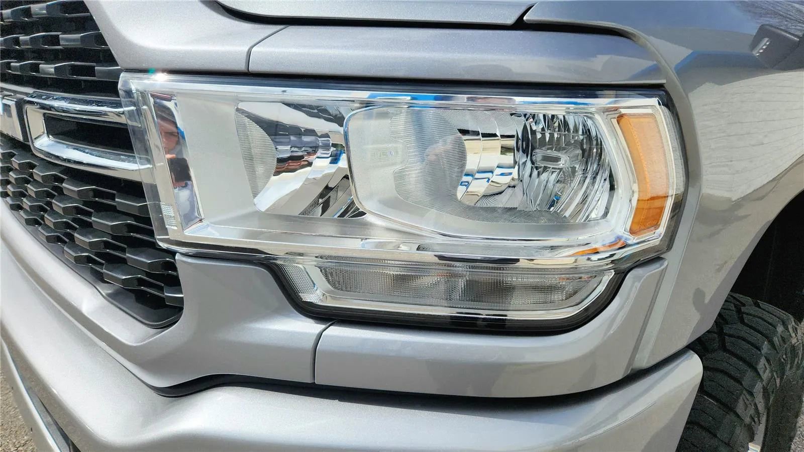 Used 2024 RAM 2500 Big Horn w/ Towing Technology Group image 3