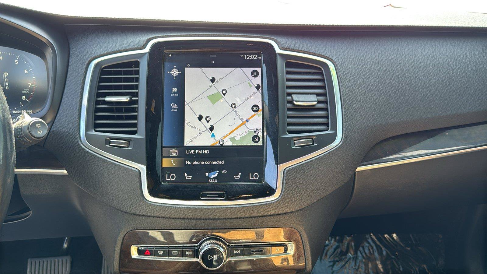 Used 2019 Volvo XC90 T6 Momentum w/ Advanced Package AWD/4WD image 15