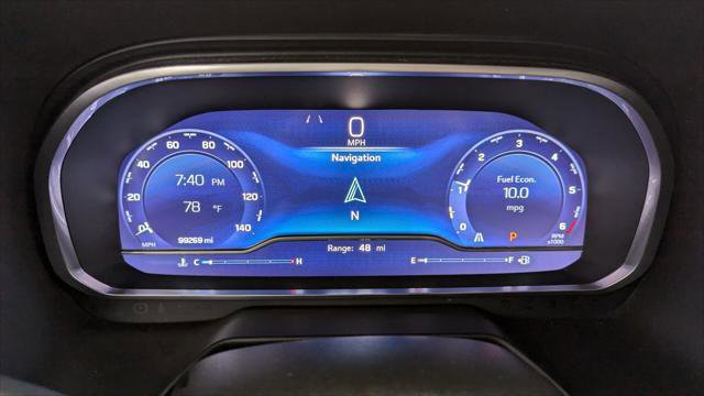 Used 2023 Chevrolet Suburban Premier image 29