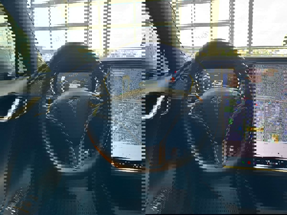 Used 2017 Tesla Model S 75D image 57