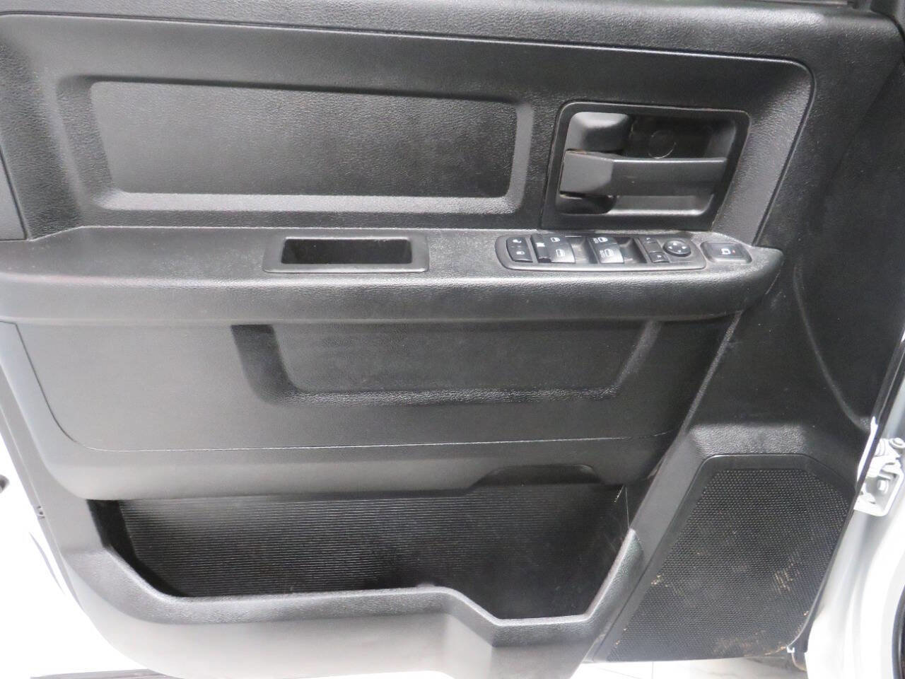 Used 2023 RAM 3500 Tradesman image 27
