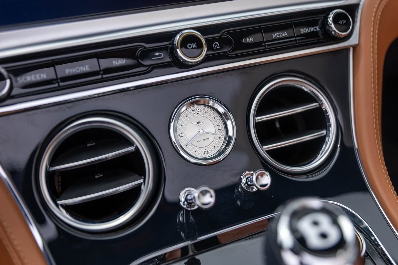 Used 2023 Bentley Continental GT Azure AWD/4WD image 44
