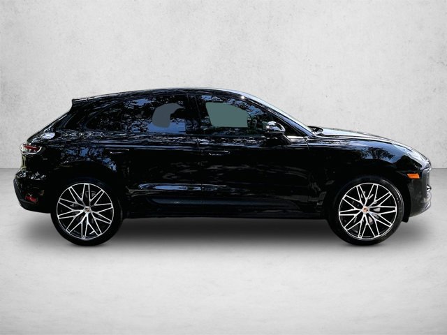 Used 2024 Porsche Macan AWD/4WD image 5