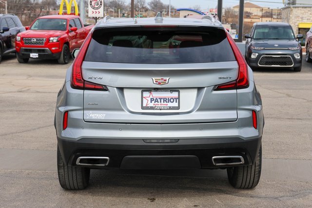 Used 2024 Cadillac XT4 Premium Luxury image 4