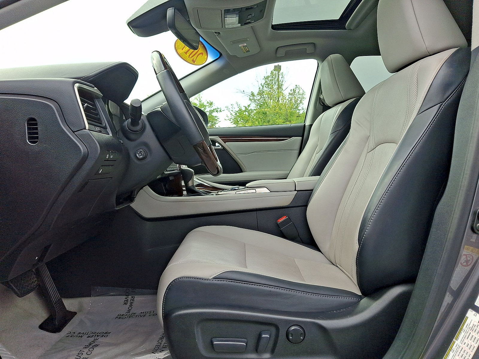 Used 2017 Lexus RX 350 FWD w/ Premium Package image 11