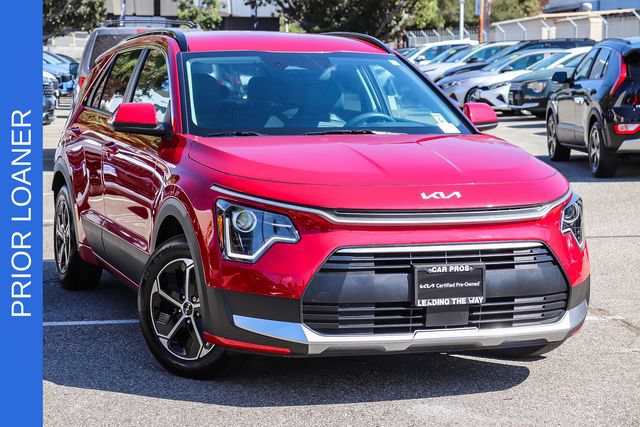 Certified 2025 Kia Niro EX
