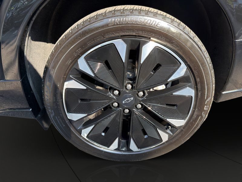 Used 2024 Chevrolet Blazer EV AWD RS image 21