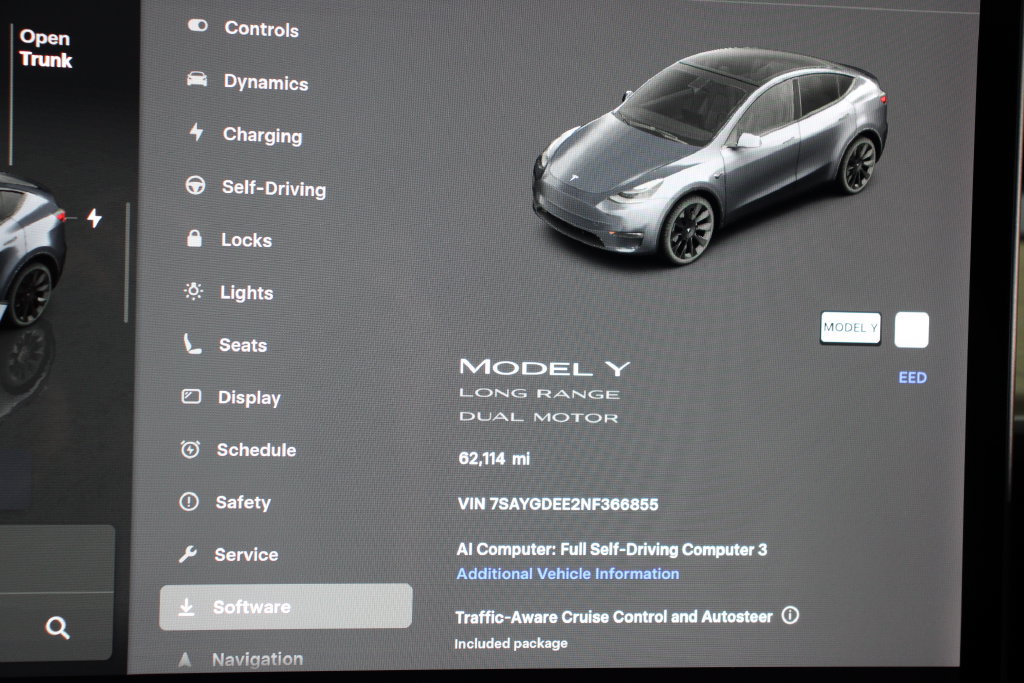 Used 2022 Tesla Model Y Long Range AWD/4WD image 18