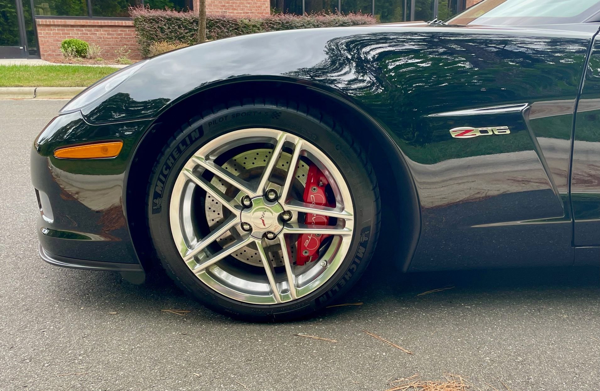 Used 2007 Chevrolet Corvette Z06 w/ Preferred Equipment Group image 14