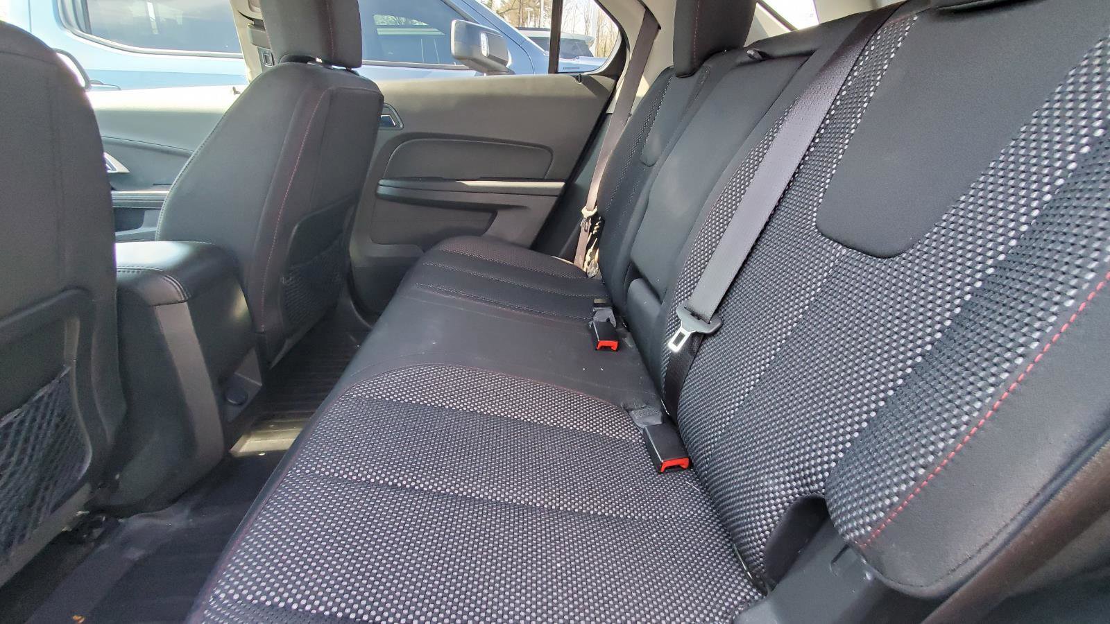 Used 2017 Chevrolet Equinox LT w/ Convenience Package image 5