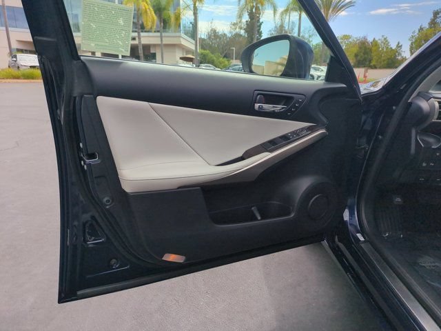 Used 2014 Lexus IS 250 AWD w/ Luxury Package w/Gray Wood image 14
