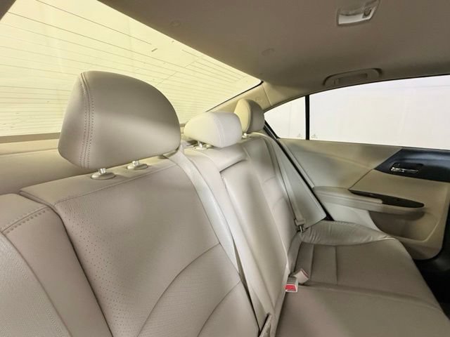 Used 2016 Honda Accord EX-L image 23