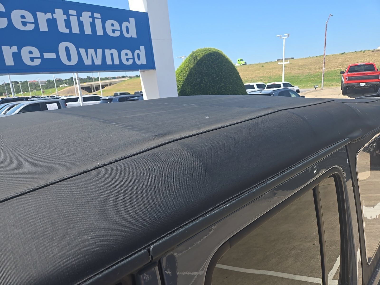 Used 2022 Jeep Wrangler Unlimited Sport AWD/4WD image 16