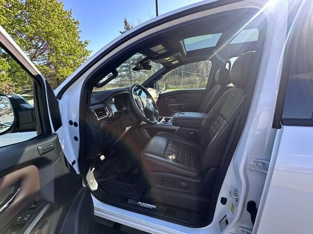Used 2024 Nissan Titan Platinum Reserve w/ Moonroof Package AWD/4WD image 12
