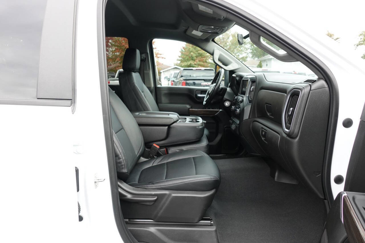 Used 2023 Chevrolet Silverado 2500 LT w/ Snow Plow Prep/Camper Package image 34