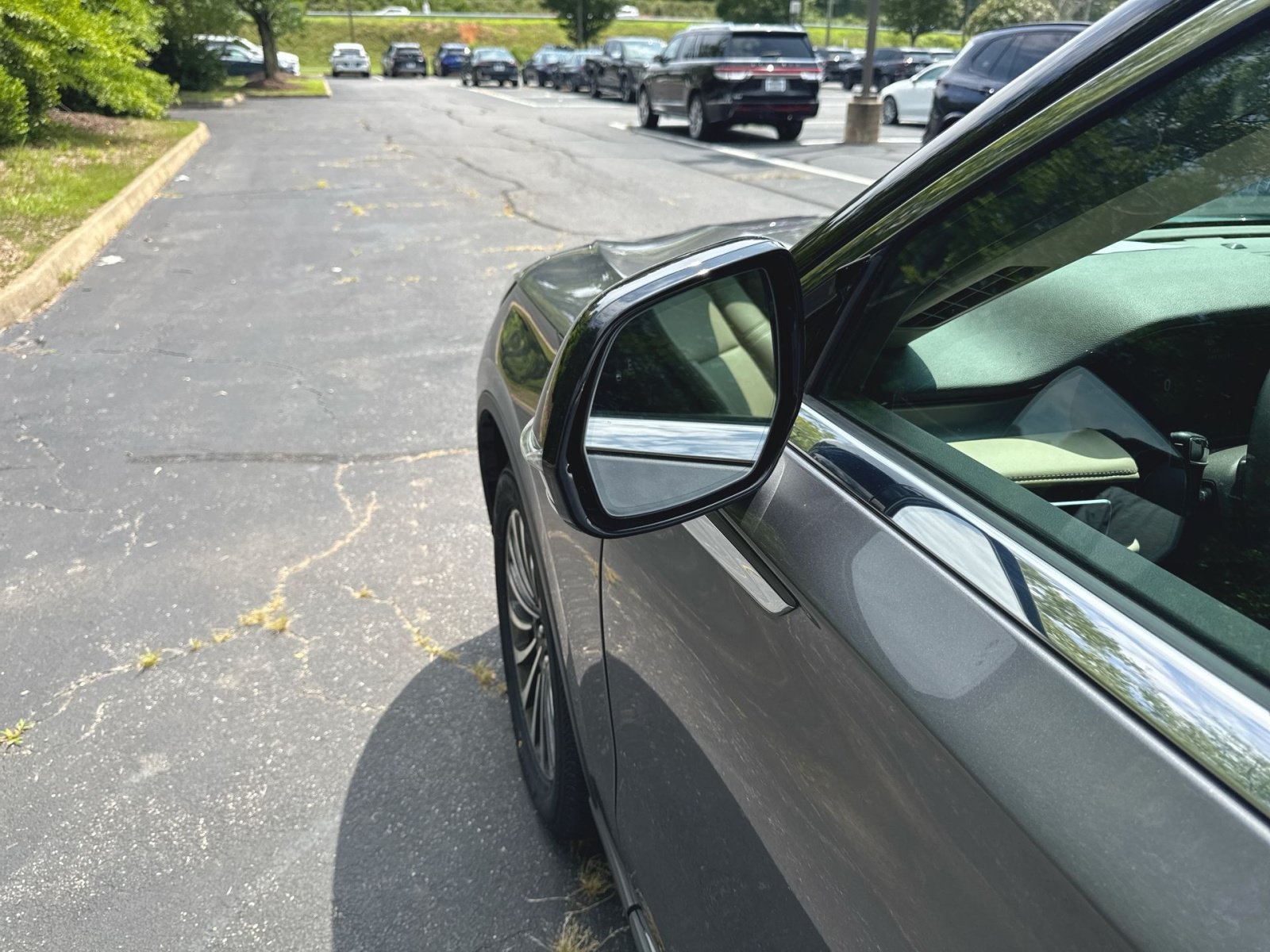Used 2023 Lincoln Aviator AWD w/ Premium Package image 6