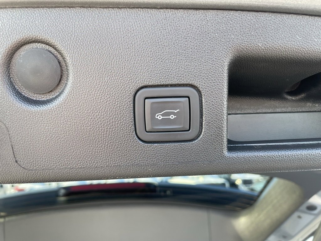 Used 2024 Chevrolet Equinox LT image 33