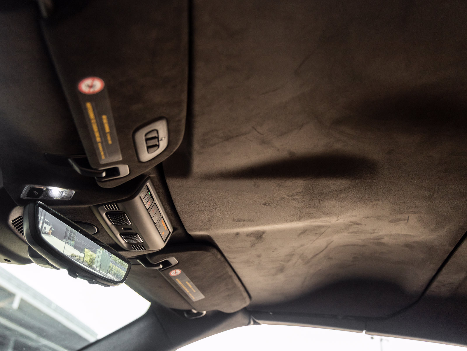 Used 2024 Chevrolet Corvette Z06 RWD image 25