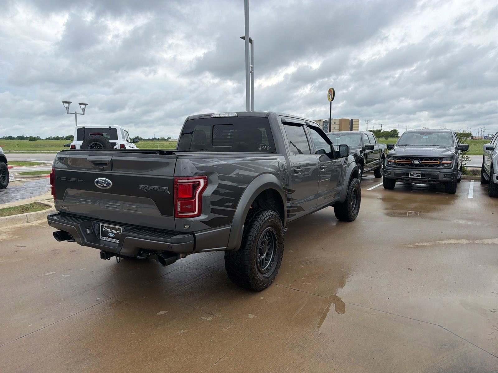 Used 2020 Ford F150 Raptor w/ Equipment Group 802A Luxury AWD/4WD image 5