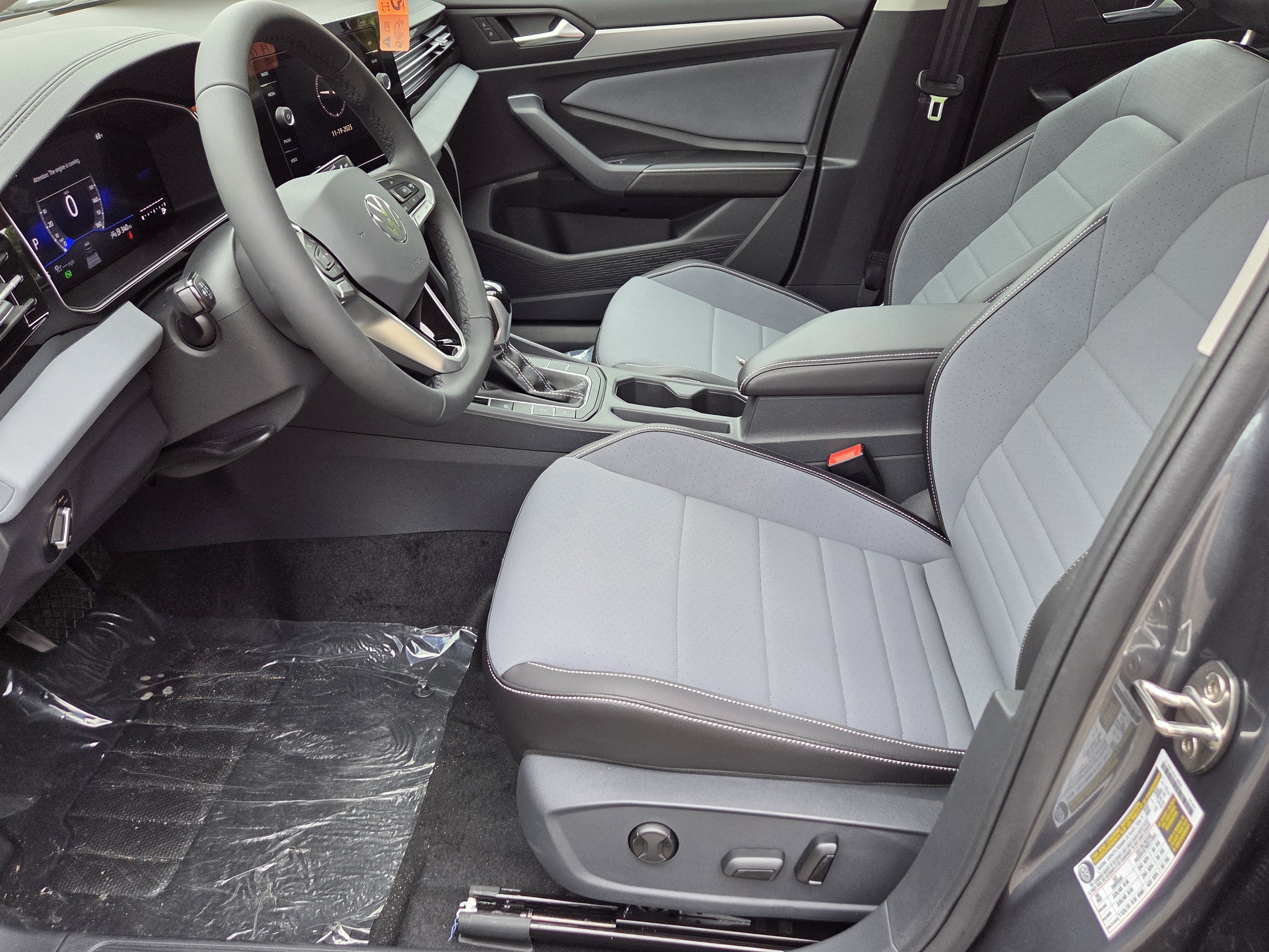 New 2026 Volkswagen Jetta SE image 6