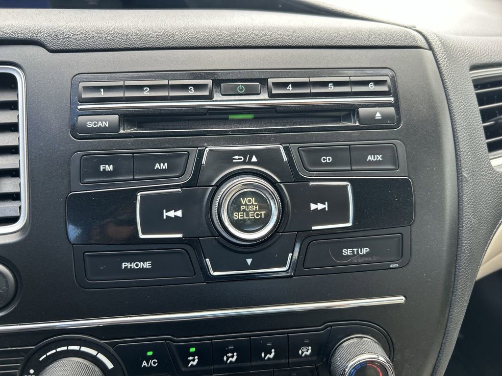 Used 2014 Honda Civic LX image 16