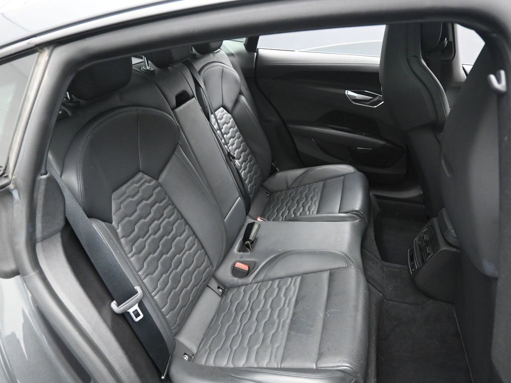 Used 2022 Audi e-tron GT Prestige w/ Prestige Package AWD/4WD image 29