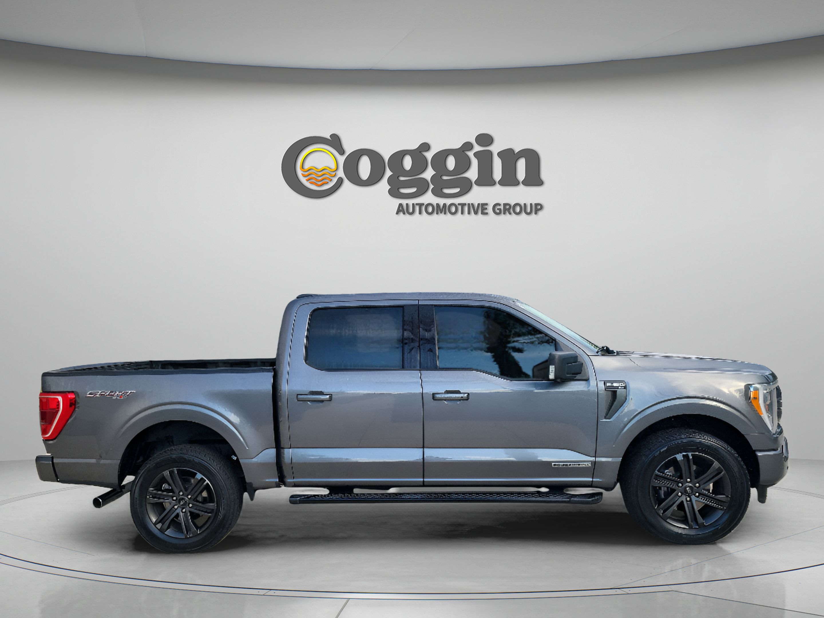 Used 2021 Ford F150 XLT w/ Equipment Group 302A High AWD/4WD image 4