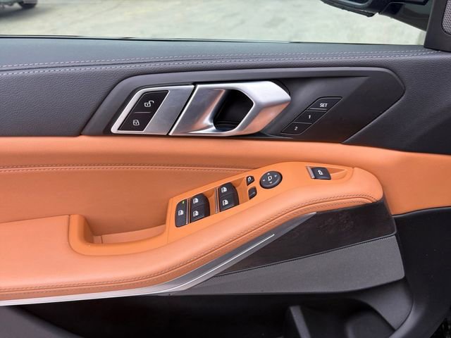 Used 2023 BMW X5 xDrive40i w/ Executive Package image 4