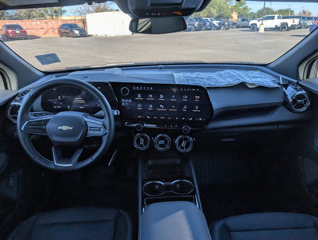 Used 2025 Chevrolet Blazer EV LT image 15