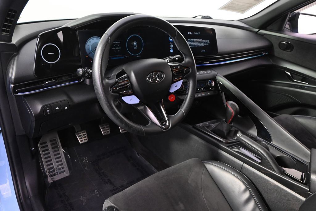 Used 2023 Hyundai Elantra N w/ Preferred Accessory Package FWD image 12