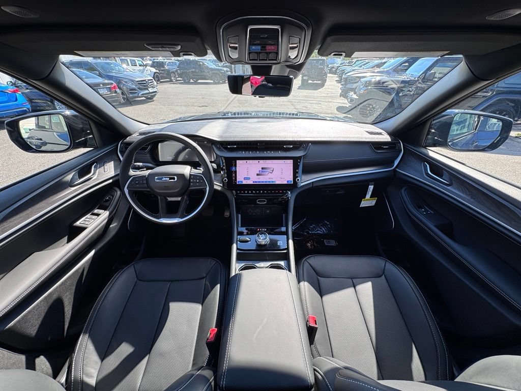 New 2026 Jeep Grand Cherokee Limited AWD/4WD image 25