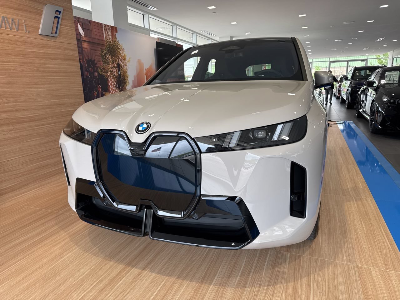 New 2026 BMW iX xDrive45 w/ M Sport Package AWD/4WD image 3